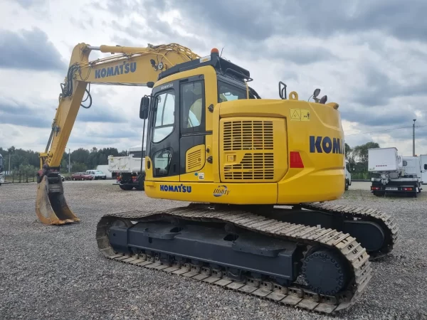 Komatsu pc228us 5